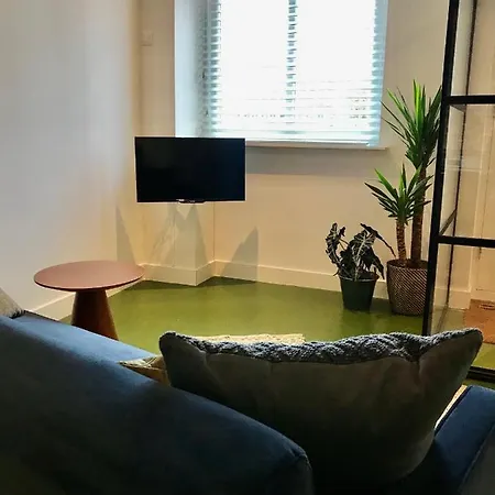 Zaanweg 20 Appartement *